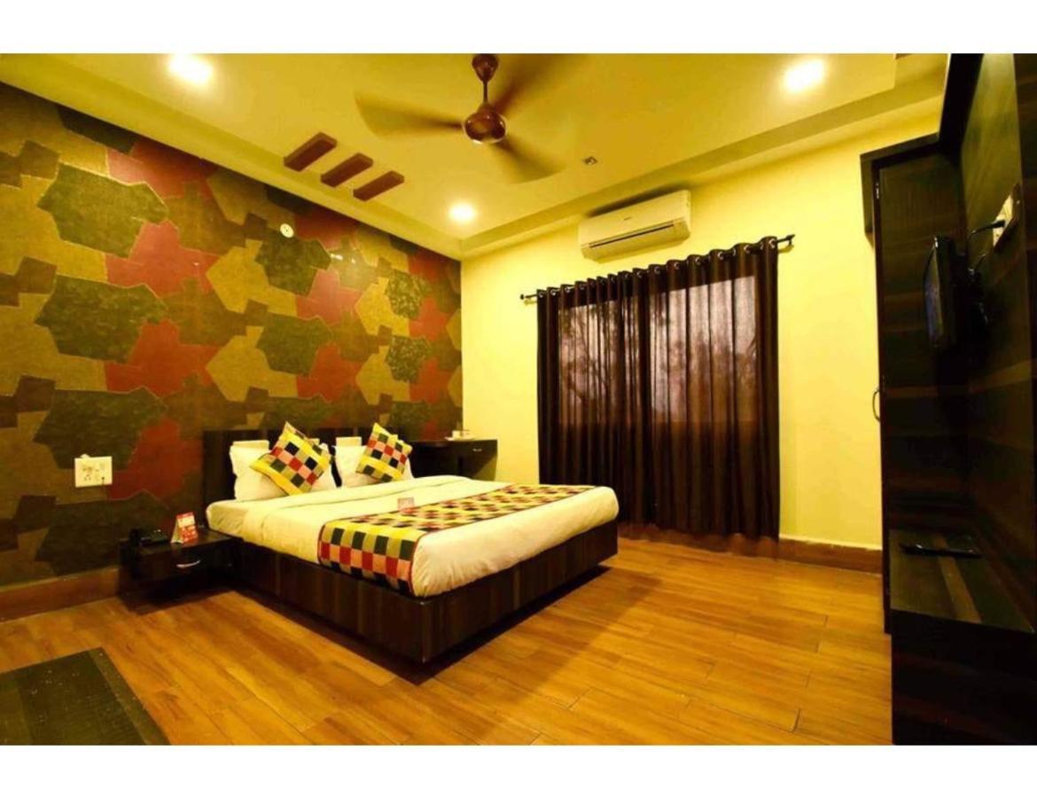 Hotel Shree Shyam Palace, Ujjain Ngoại thất bức ảnh